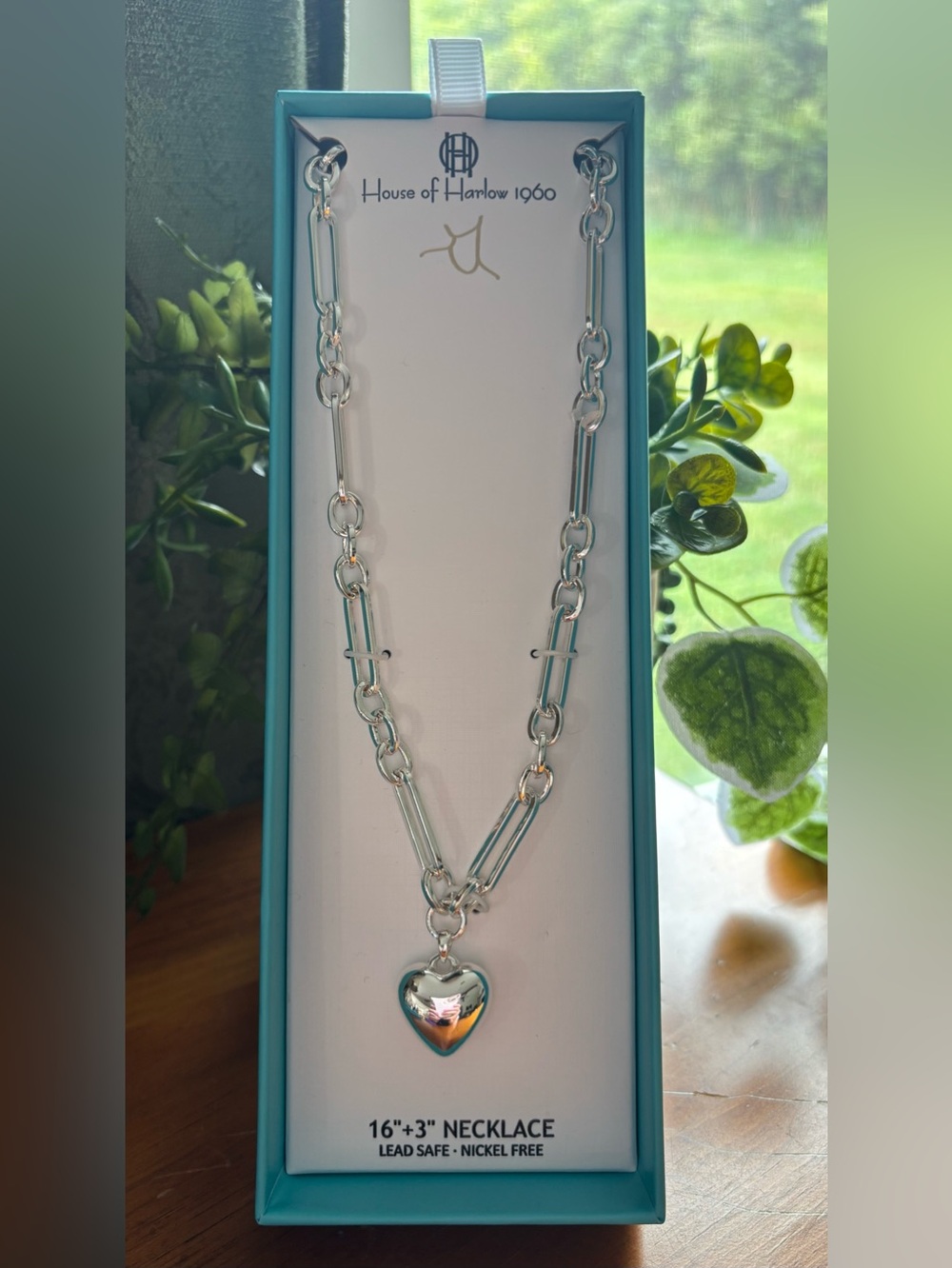 House of Harlow 1960 Silver Heart Pendant Necklace - Silver